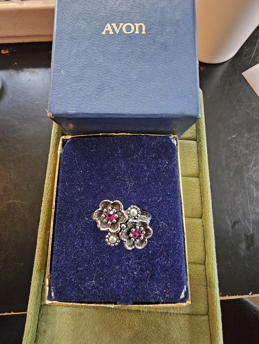 Vintage Avon Ring Size 8/9